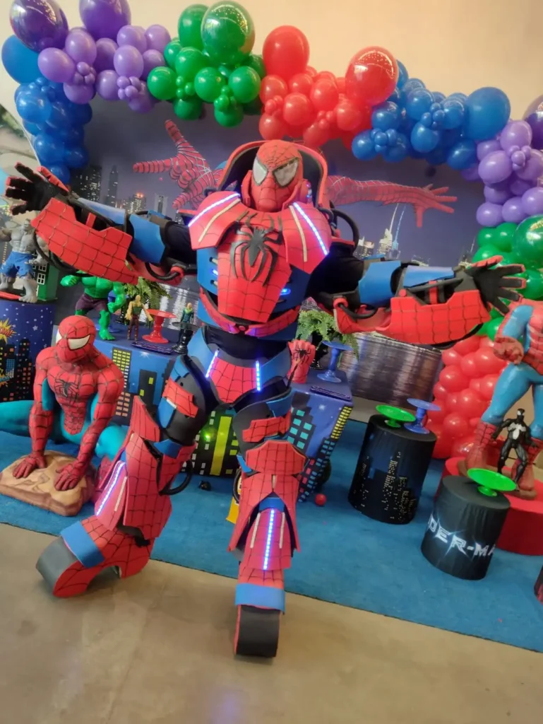 Optimus Prime Personagem Vivo - Blitz Cosplay